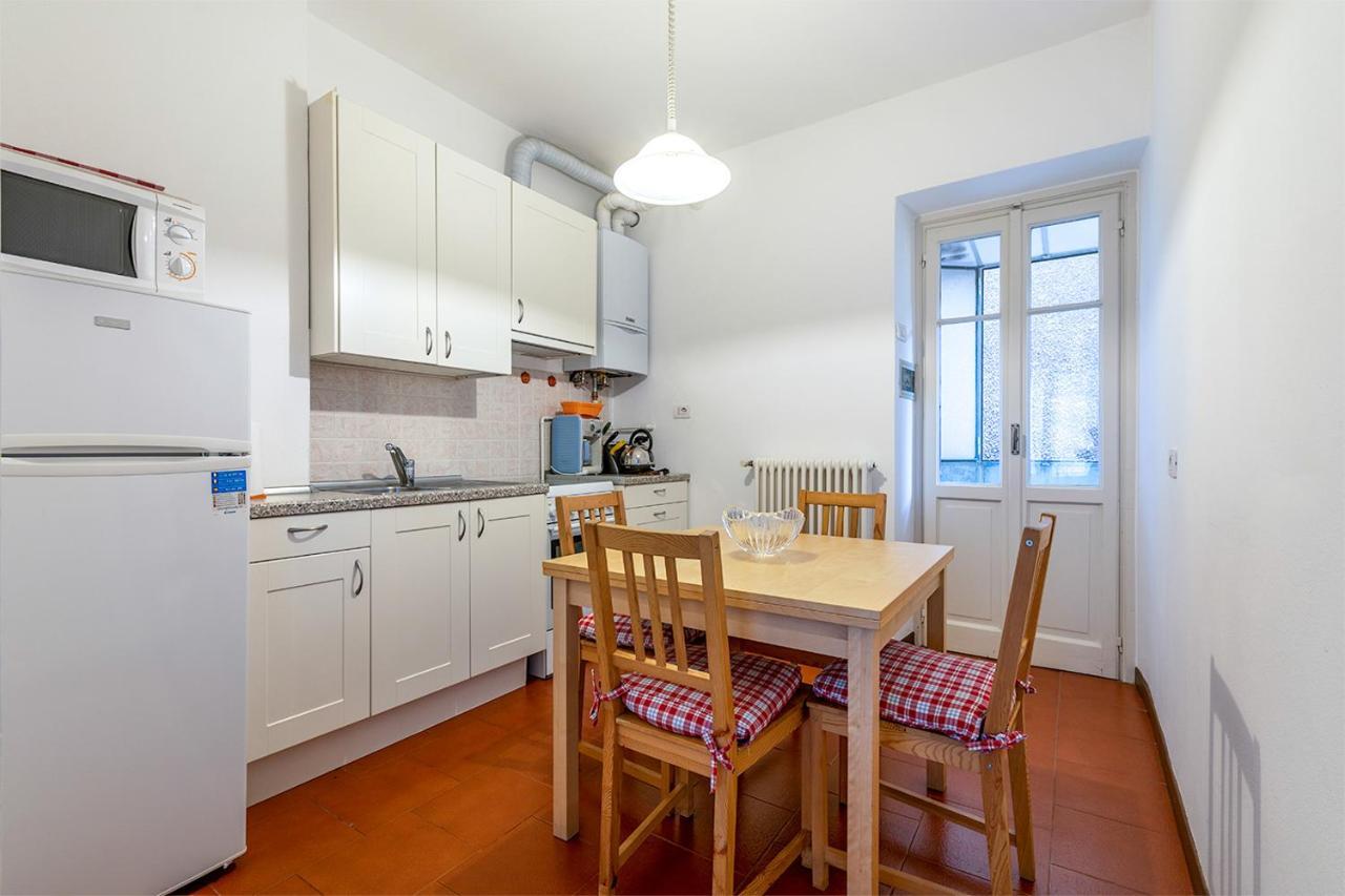 San Giacomo Central Apartment เบลลาโจ ภายนอก รูปภาพ